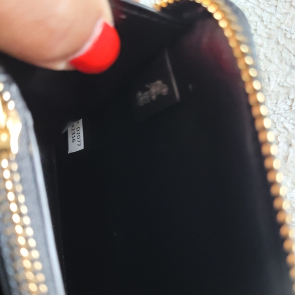 COACH Signature Black Leather Continental Zip Around Wallet 42316-Black - Picture 7 of 7